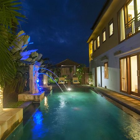 Rick'S Villa Kuta  Exterior photo