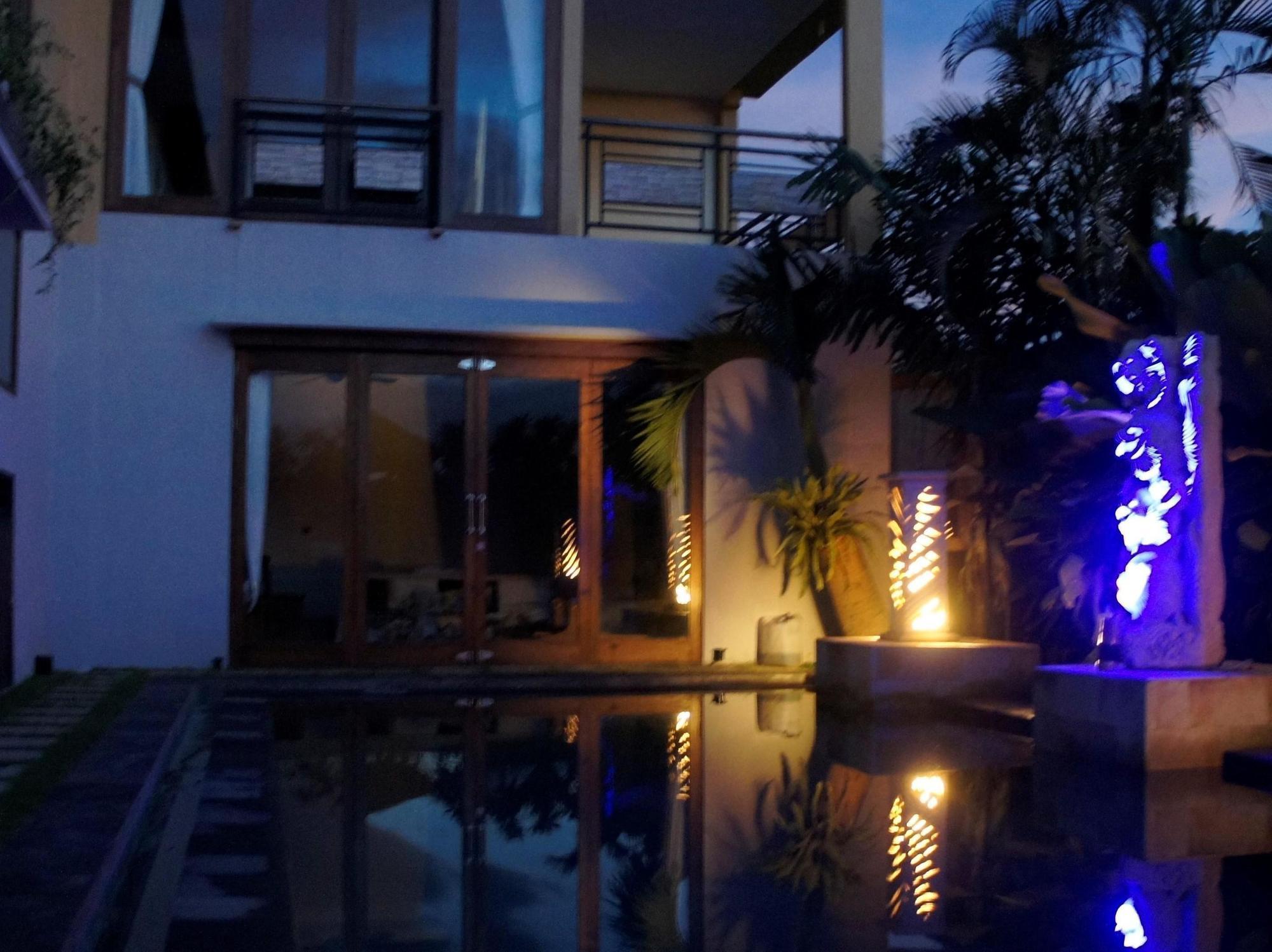 Rick'S Villa Kuta  Exterior photo