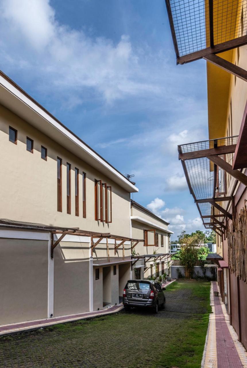 Rick'S Villa Kuta  Exterior photo
